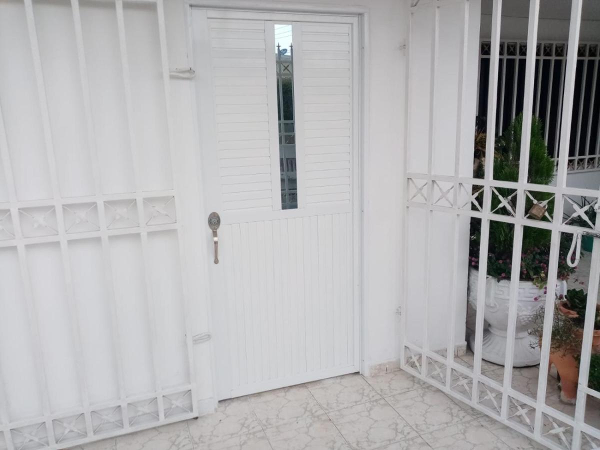 Habitacion Cerca De La Universidad Del Sinu Cartagena Eksteriør bilde